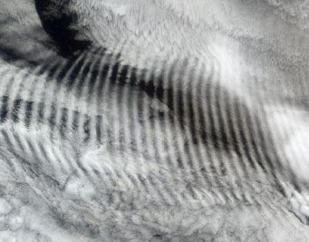 cloud_gravity_waves.jpg